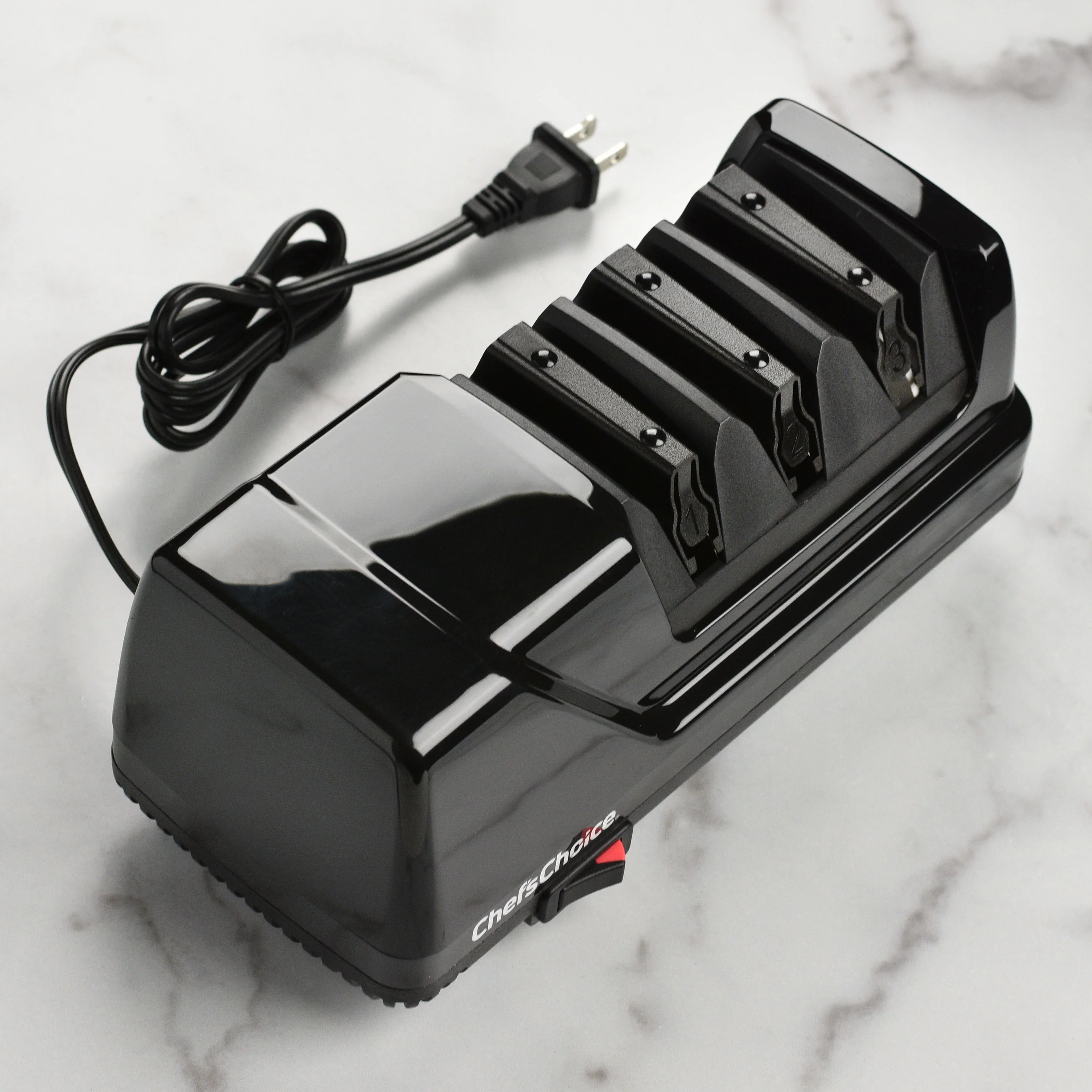 Chef's Choice 3 Stage Black Model 15XV Electric Knife Sharpener - Image 3