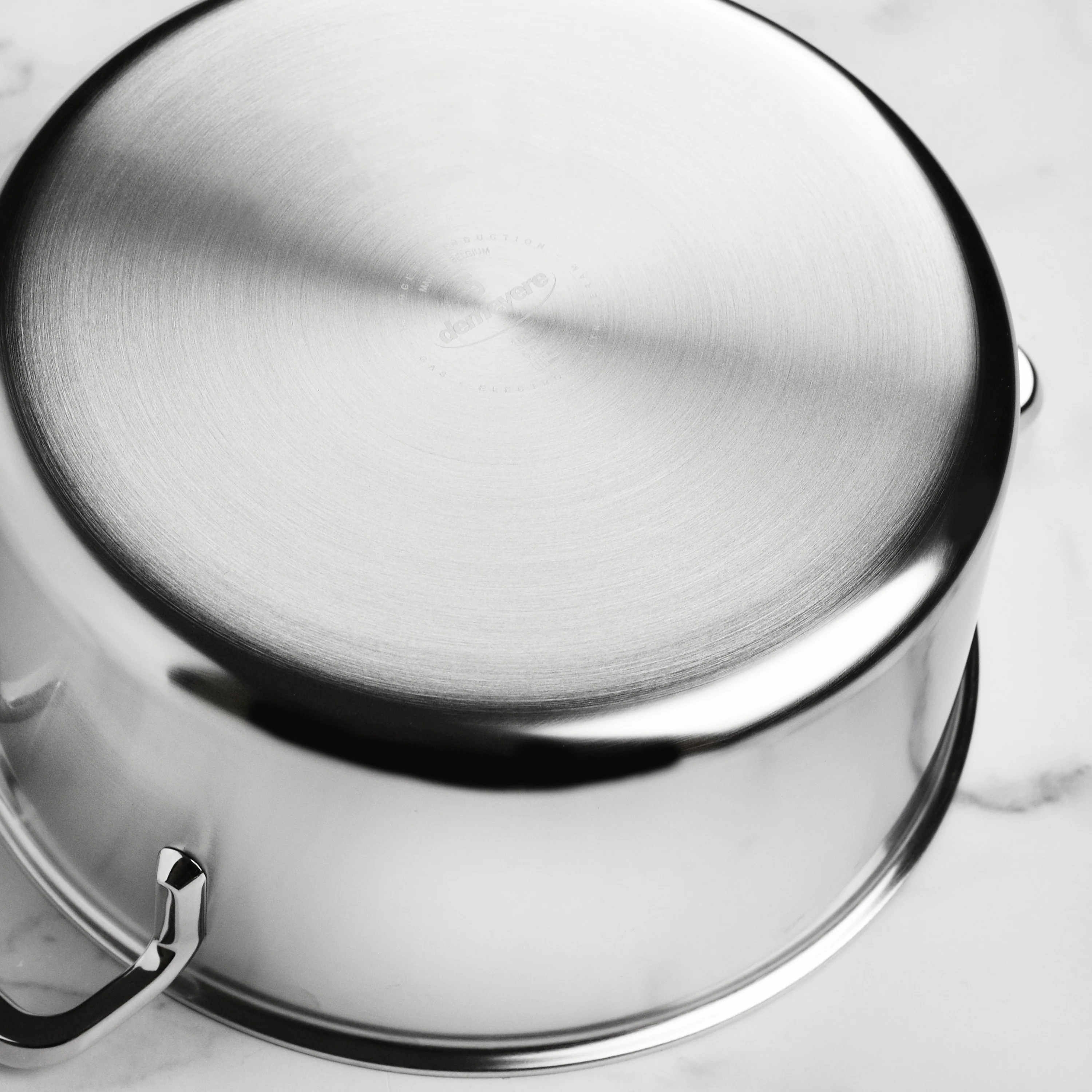 Demeyere 5-Plus 5.5-quart Stainless Steel Dutch Oven - Image 4