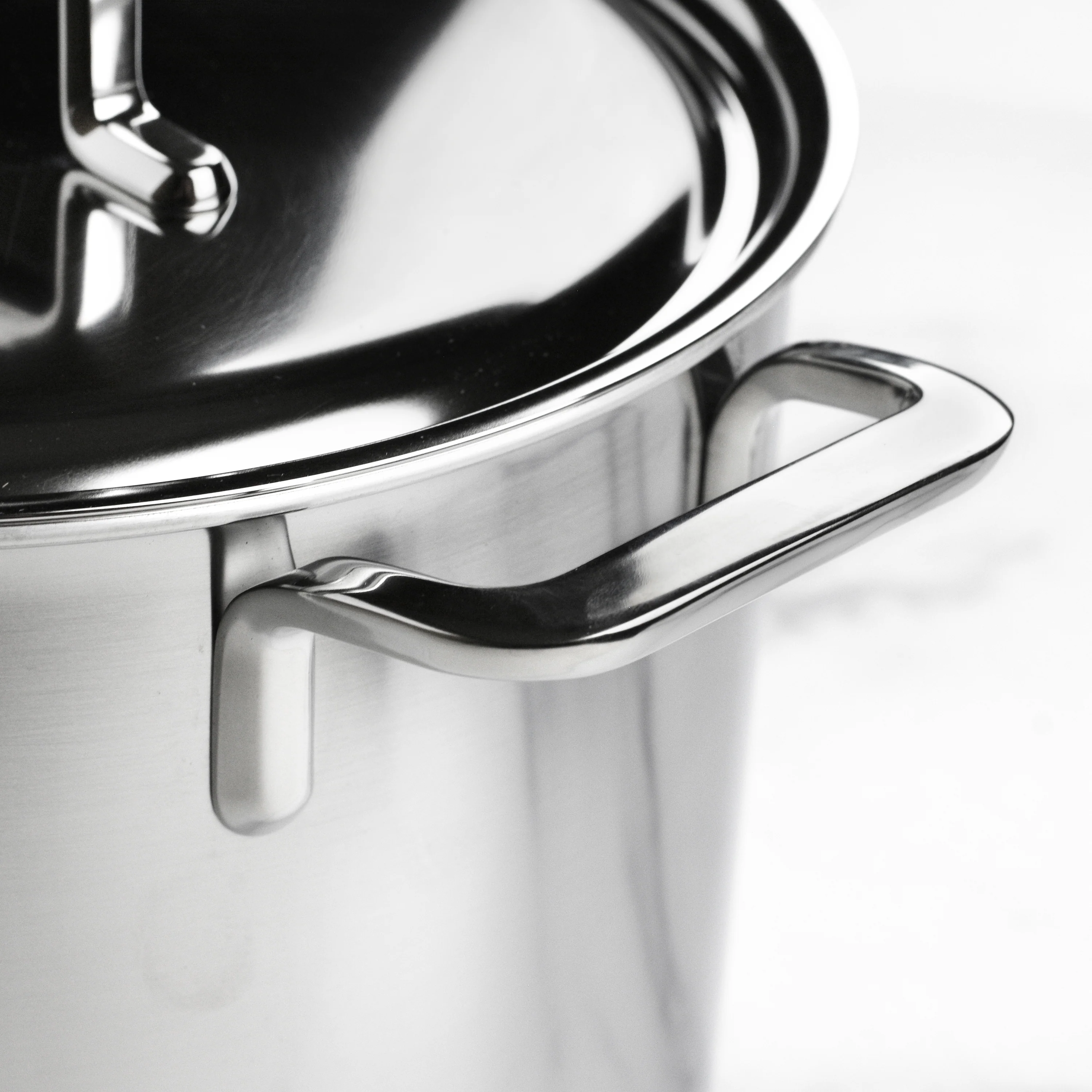 Demeyere 5-Plus 8.5-quart Stainless Steel Stock Pot - Image 5