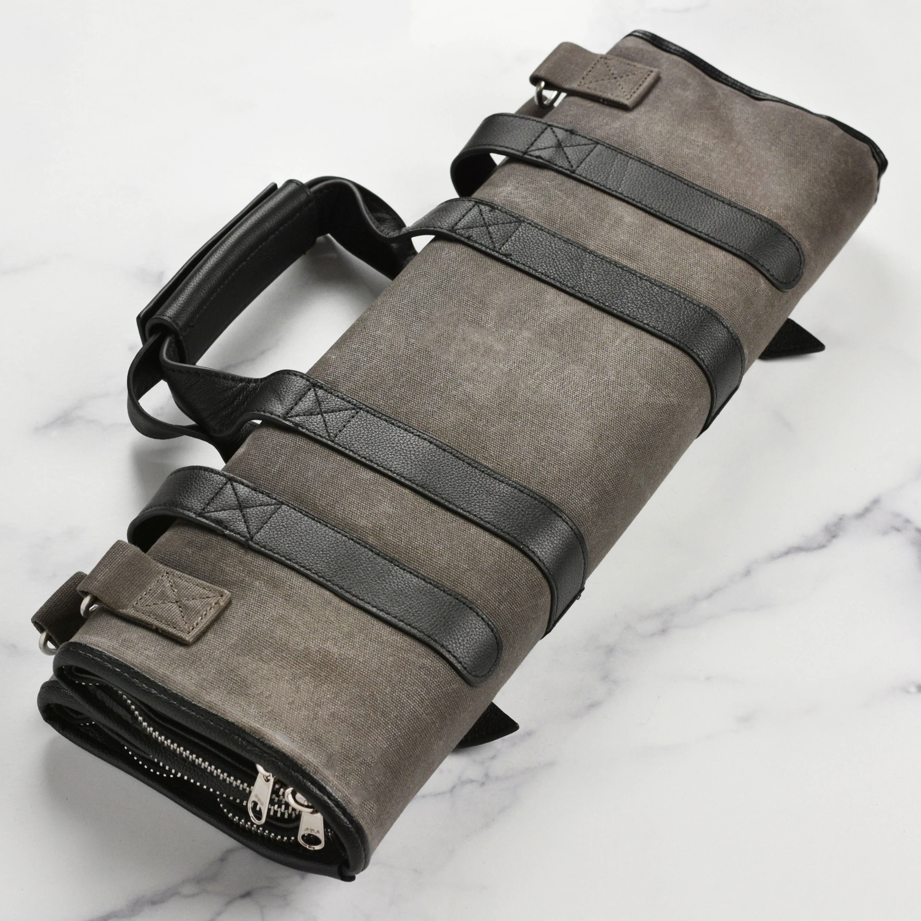 Enso 12 Pocket Oil Waxed Canvas Knife Bag - Image 6