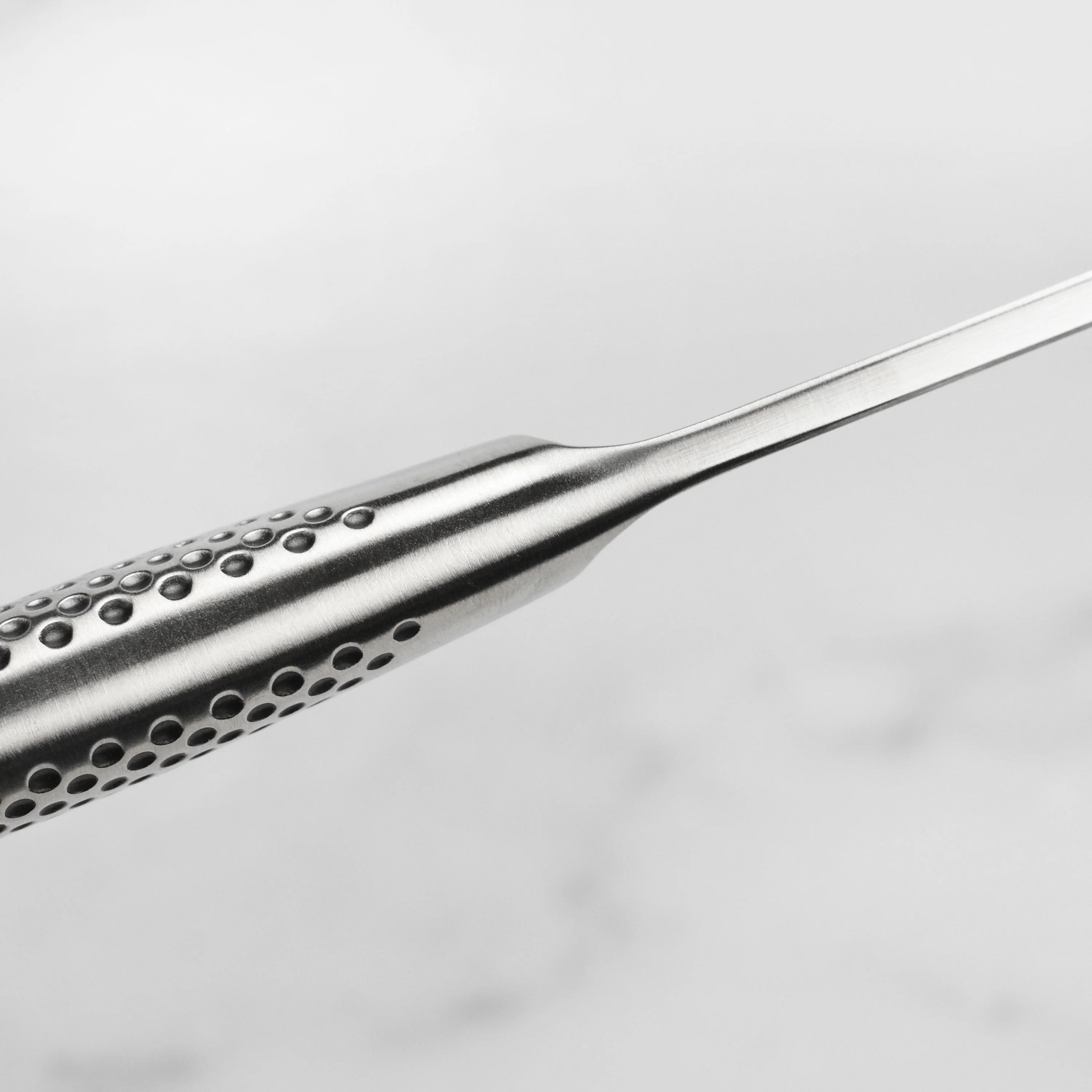 Global Model X 8" Hollow Edge Chef's Knife - Image 10