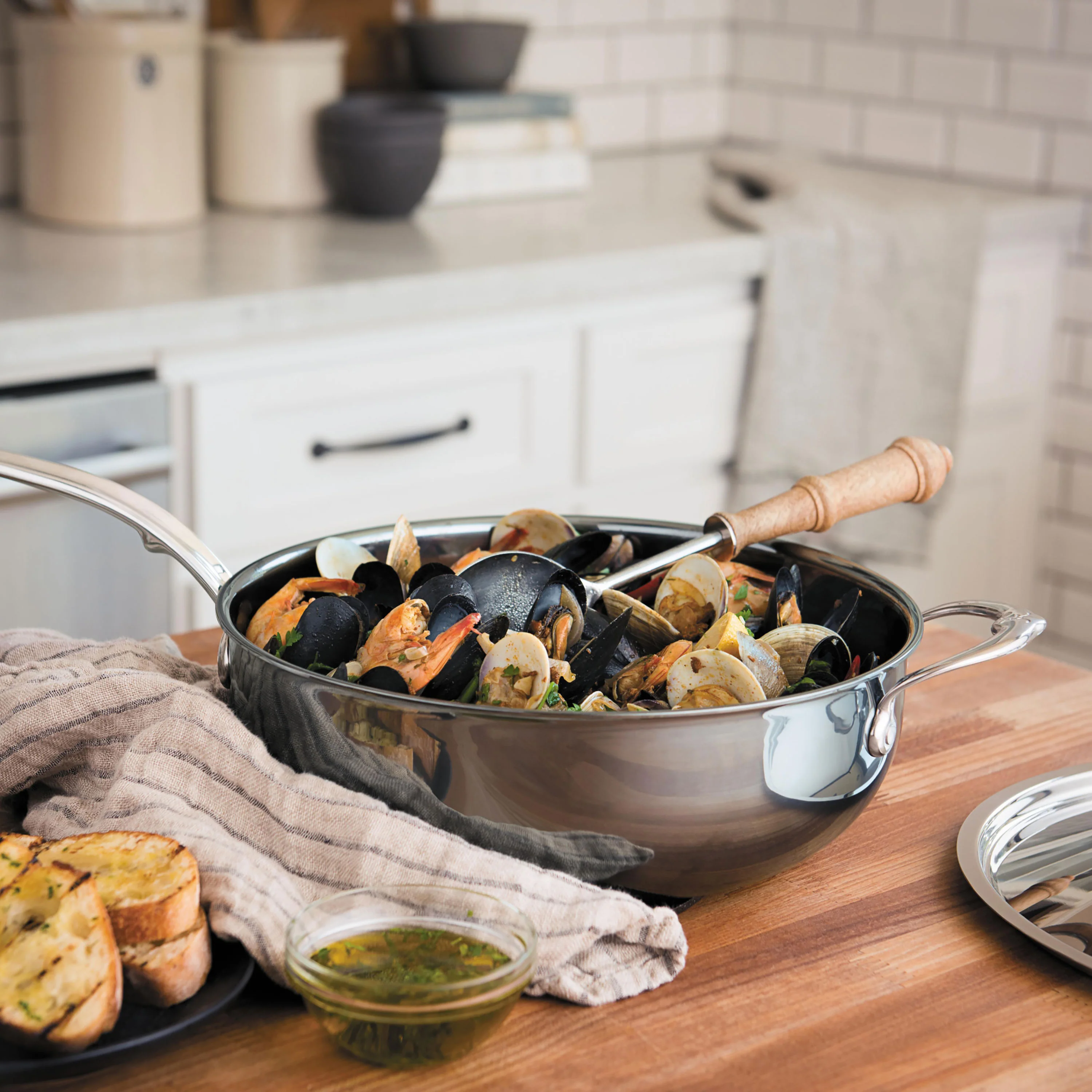 Hestan NanoBond 3.5-quart Titanium Stainless Steel Essential Pan - Image 5