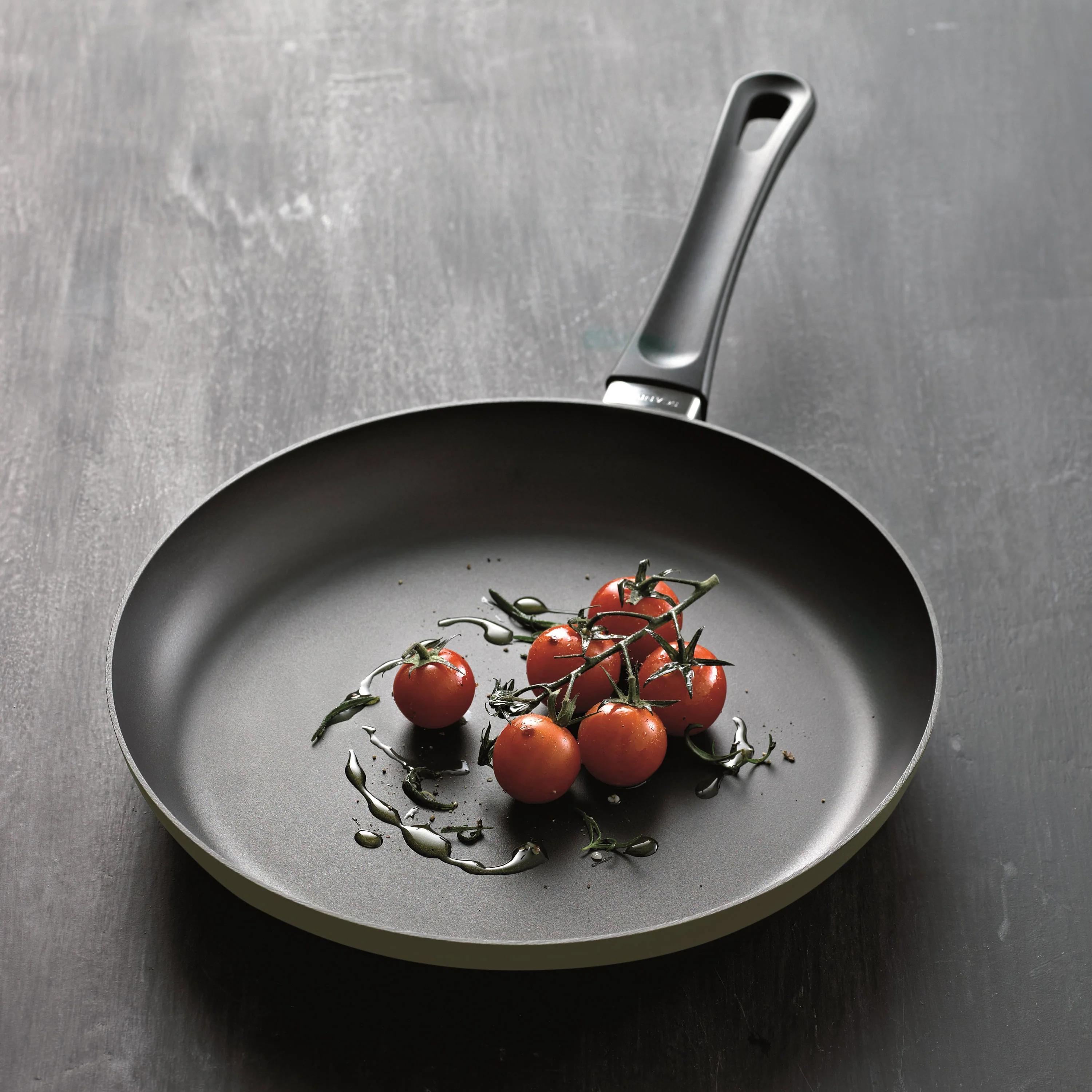 Scanpan Classic 8 & 10.25" Nonstick Fry Pan Set with Lids - Image 6
