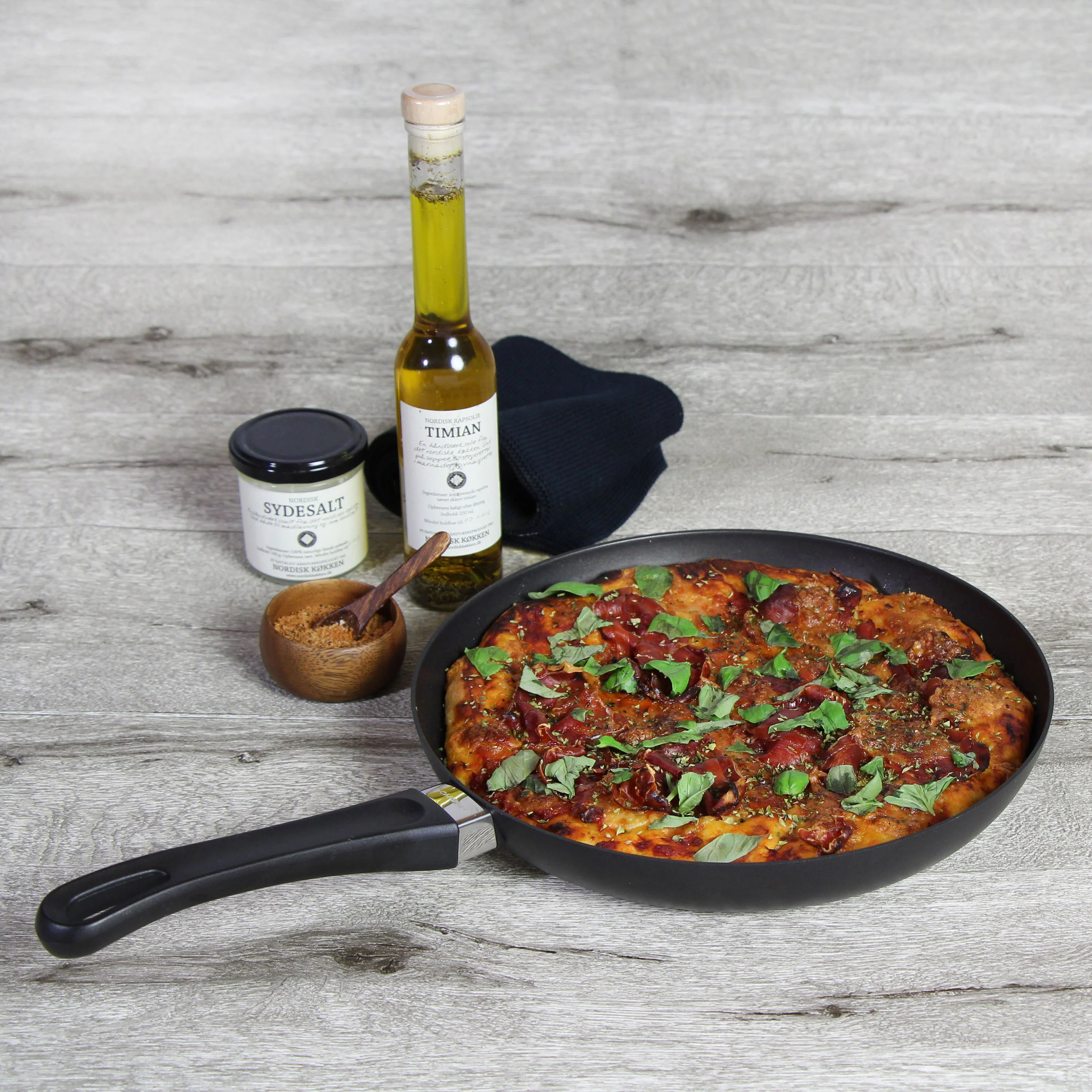 Scanpan Classic 10.25 & 12.5" Nonstick Fry Pan Set with Lids - Image 3