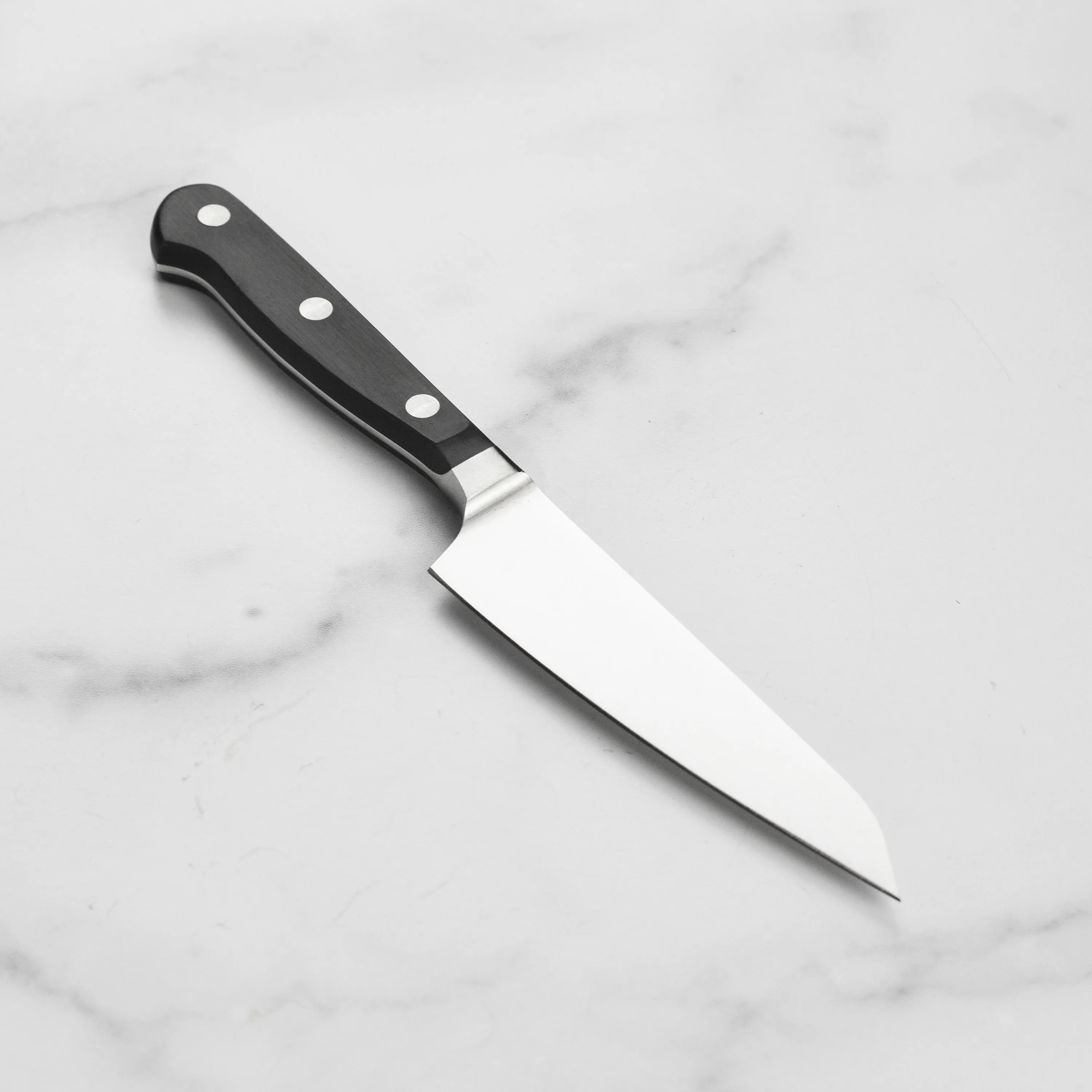 Wusthof Classic 4.5" Asian Utility Prep Knife - Image 4